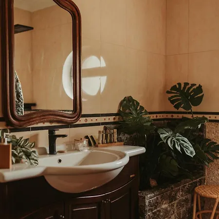 Maya Pool & Mountain View Villa *