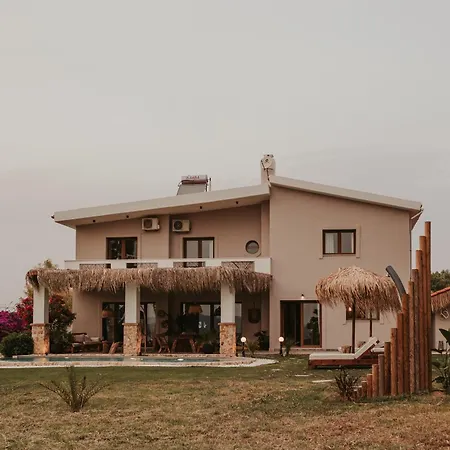 빌라 Maya Pool & Mountain View