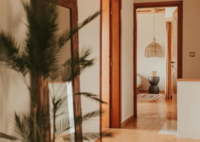 Maya Pool & Mountain View