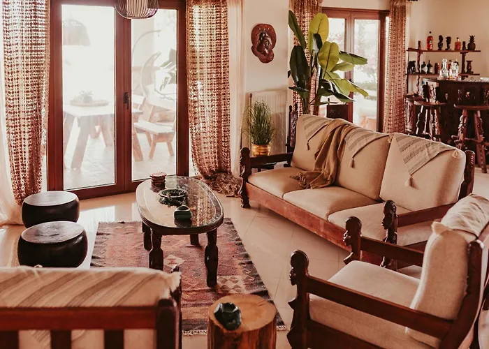 فيلة Maya Pool & Mountain View