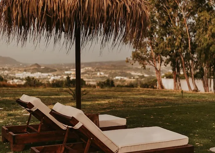 Villa Maya Pool & Mountain View