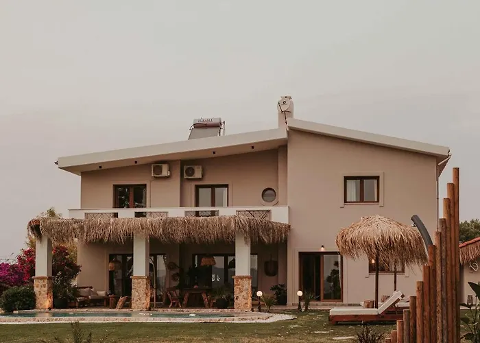 Maya Pool & Mountain View فيلة *