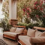 Maya Pool & Mountain View *